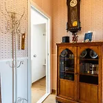 Apartment Dependance '800 *